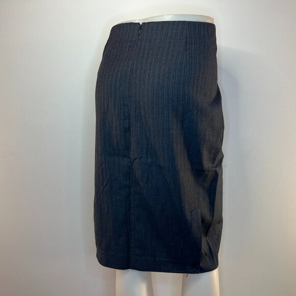 NEW YORK & COMPANY Women's Blue/Gray Stripe Pencil Skirt - Size 8 - NWT - Picture 3 of 4